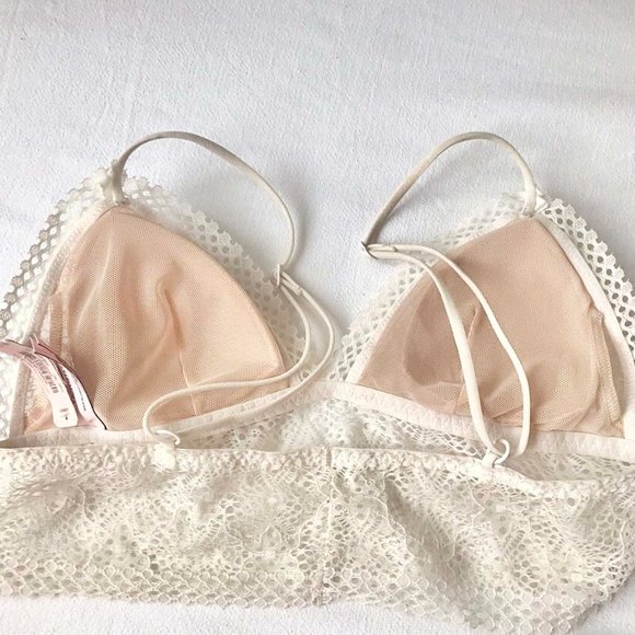 Victoria’s Secret White Cream Lace Set - Picture 2 of 6
